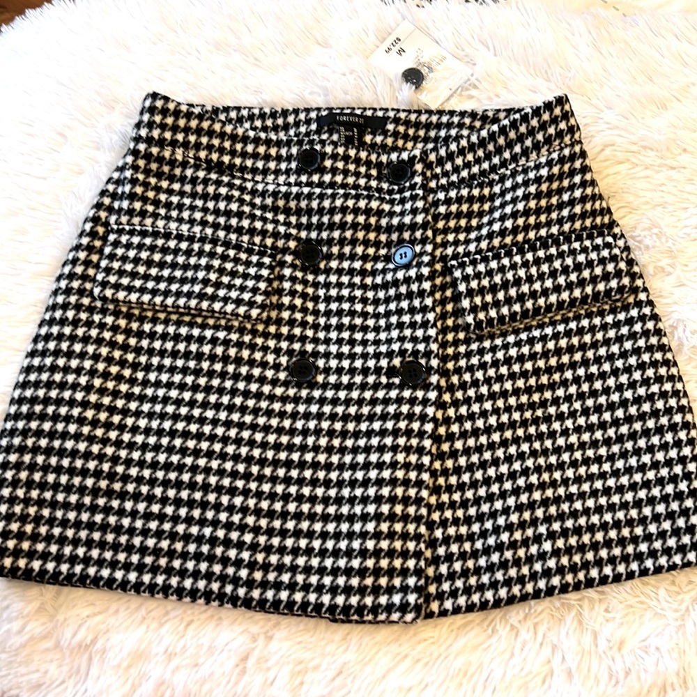 New Forever 21 Houndstooth Wrap Skirt